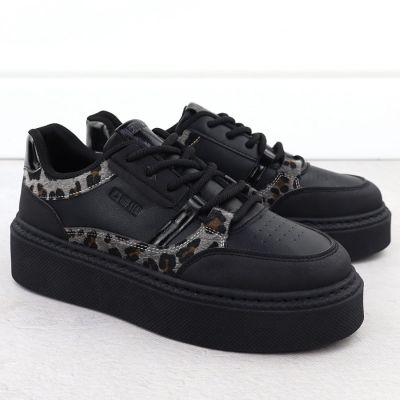 3. Big Star W SS274358 INT2167B Plateau-Sneaker