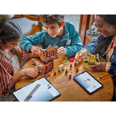 8. LEGO Harry Potter 76452 Marken-Quidditch-Ausrüstung und Eisdielen