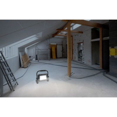 11. Ansmann FL50W-R Tragbare Industrieleuchte 50W 4500lm Tageslicht