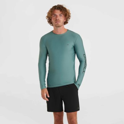 3. O'Neill UV Essentials Skins Long M T-Shirt 92800613390