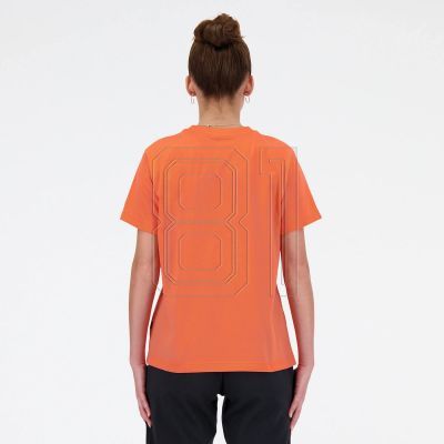 4. New Balance S/S Script Tee Gfr W WT41909GFR