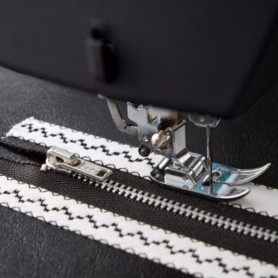3. SINGER 4432 Schwarze automatische Nähmaschine, elektromechanisch