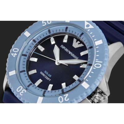4. EMPORIO ARMANI World Explorer Solar AR11785 Herrenuhr + Box