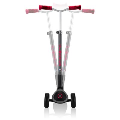 10. Globber Master Prime 3-Rad-Scooter / Schwarz - New Red 664-102