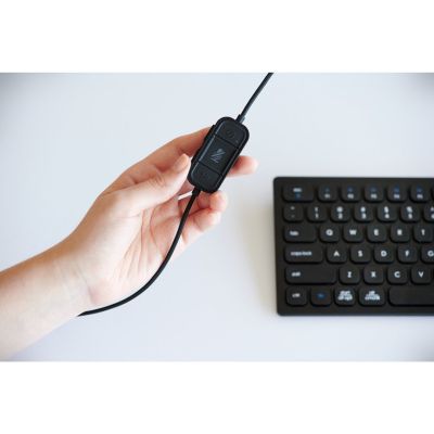 15. Kensington H1000 USB-C Over-Ear-Kopfhörer