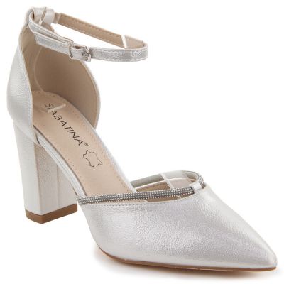 42. Beige, geschlossene Sandalen mit Lochmuster von Sabatina für Damen