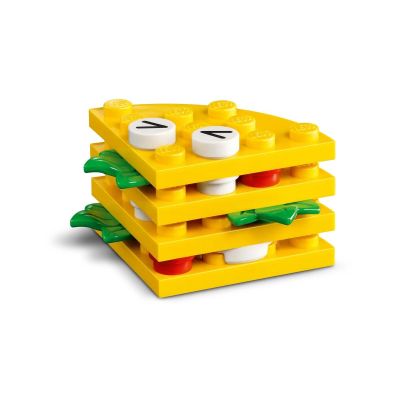 7. LEGO CLASSIC 11039 Kreative Leckereien