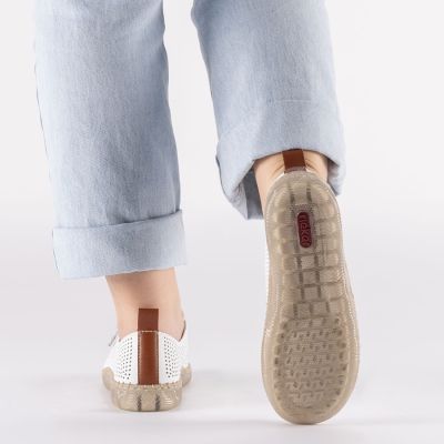 8. Weiße Damen-Lederschuhe mit Lochmuster Rieker N2405-80