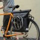 6. Rockbros Fahrradtasche mit Rucksackfunktion, wasserdicht, mit Helmbefestigung 18l - Schwarz