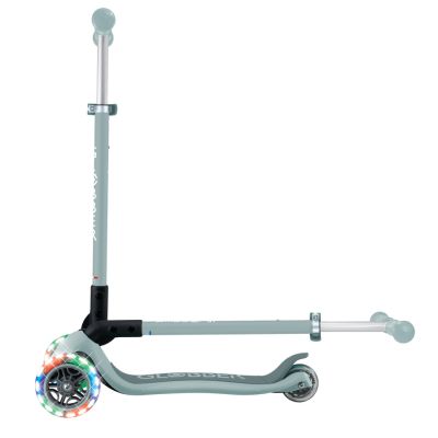 13. PRIMO Faltbarer 3-Rad-Scooter mit Beleuchtung (432-609-4)