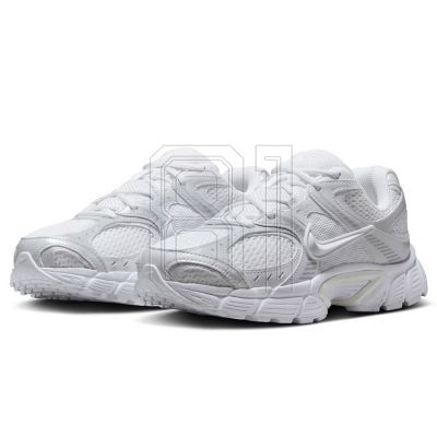 4. Nike V5 RNR W HQ7901-101 Schuhe