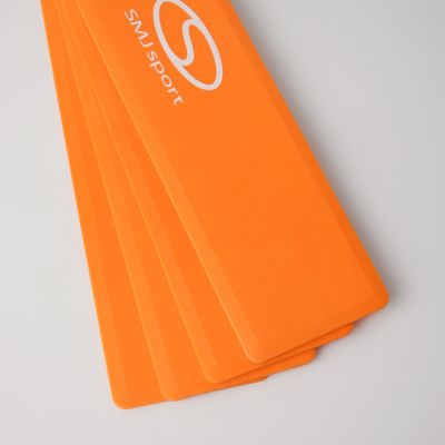 4. Flache Spielfeldmarkierungen - Ecken 25x25 cm 4 Stück leuchtend orange SMJ Sport ZPN-O