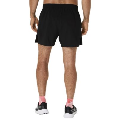 2. ASICS Core 5IN Short 2011D214-001 Schwarz L