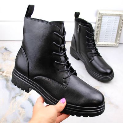 2. Vinceza W JAN238A isolierte Stiefeletten, schwarz
