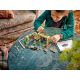 19. LEGO Harry Potter 76445 Schloss Hogwarts: Kräuterkundeunterricht