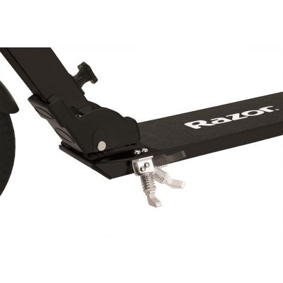 5. Razor A5 Air Scooter 13073005 (Schwarz)