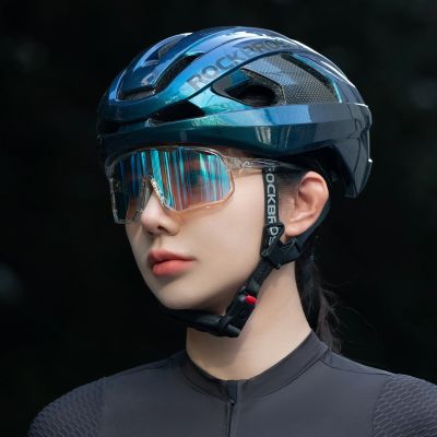 2. Rockbros LK-15 Carbonfaser-Fahrradhelm, Größe L (58–62 cm) – Chamäleonblau