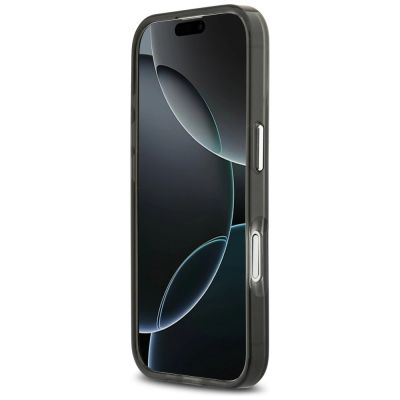 5. Guess IML Gradient Triangle Logo MagSafe Hülle für iPhone 17 - Schwarz