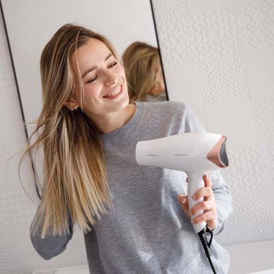 10. Taurus Studio 2500 Ionic 2400W Haartrockner