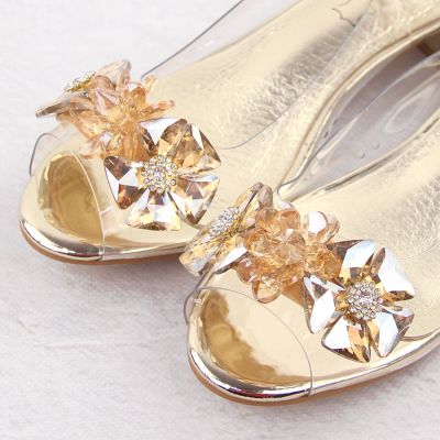 46. Beige, geschlossene Sandalen mit Lochmuster von Sabatina für Damen