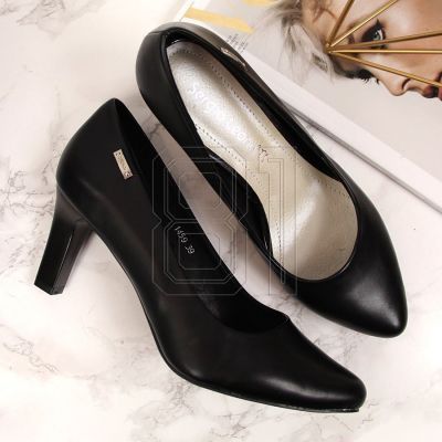 10. Schwarze Pumps mit Blockabsatz W Sergio Leone