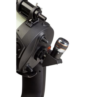 2. Celestron Luminos Okular 82° 19mm