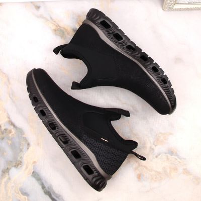 9. Rieker W RKR616 bequeme Schlupfstiefelette, schwarz