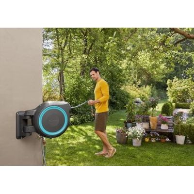 3. Gardena 18630-20 Wand-Gartenschlauchaufroller, automatisch, Schwarz, Blau