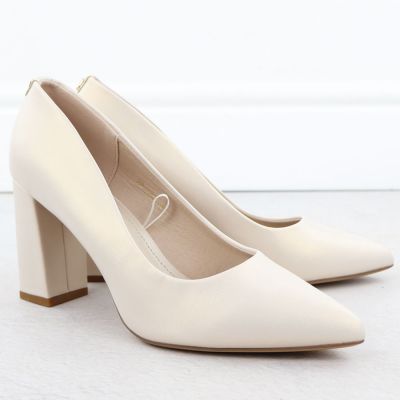 3. Perlbeige Pumps mit spitzer Zehenpartie von Sergio Leone (Modell PB216)
