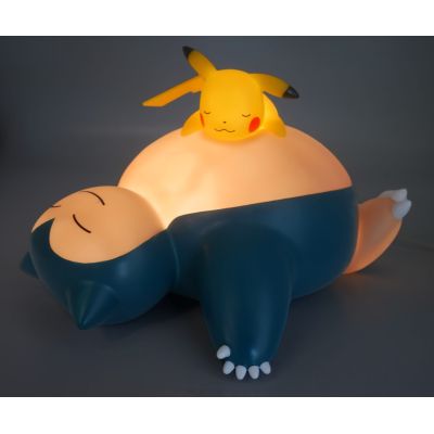 5. TF POKEMON LEUCHTFIGUR – SNORLAX & PIKACHU 25 CM