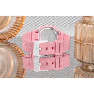 7. Damenuhr CASIO LA-20WH-4A1EF + Box