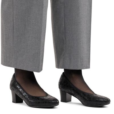 6. Schwarze Damen-Pumps aus Leder mit niedrigem Absatz, Rieker 44650-05