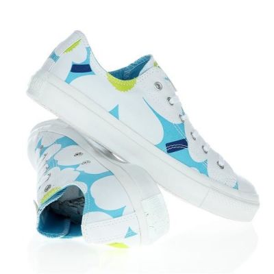3. Converse Chuck Taylor Premium OX 537173
