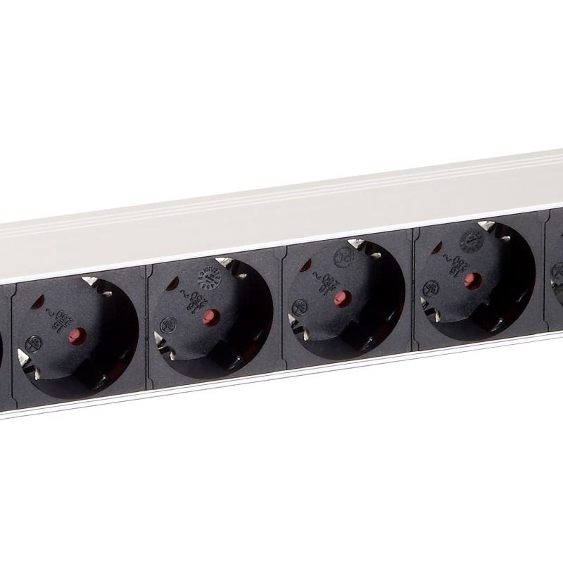 3. Equip 333293 PDU 8-fach Stromverteilereinheit 1U Schwarz, Silber
