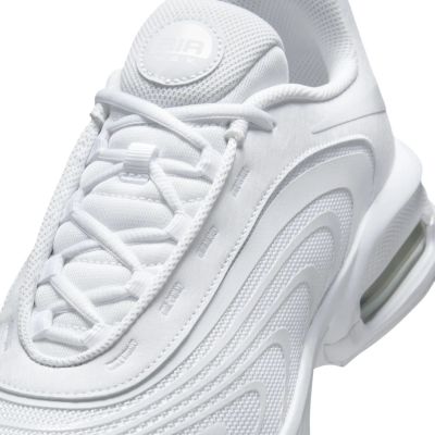 8. Nike Air Max IR0819-100 Herrenschuhe