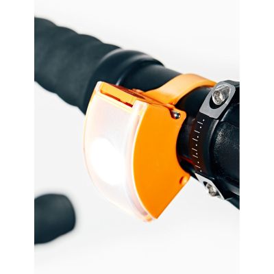 8. BOOKMAN Curve Frontlicht 220lm orange Fahrradlampe