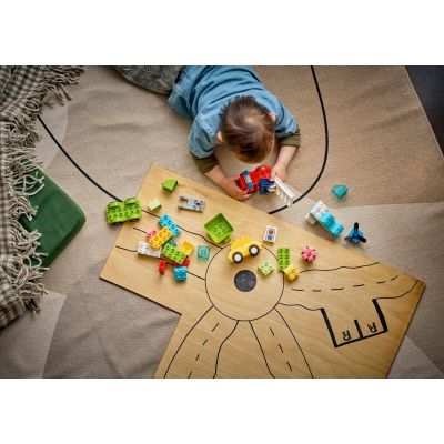 8. LEGO DUPLO MY FIRST 10474 Meine ersten kreativen Fahrzeuge
