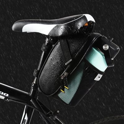 5. Wozinsky Fahrradsatteltasche 1,5 l Schwarz (WBB20BK)