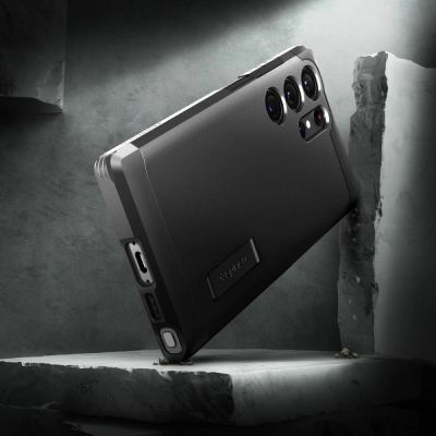 12. Spigen Tough Armor Hülle für Samsung Galaxy S23 Ultra – Schwarz