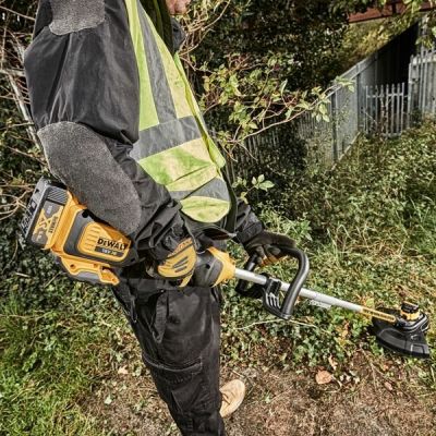 7. Akku-Rasentrimmer 18V DCM561PBS-XJ DEWALT