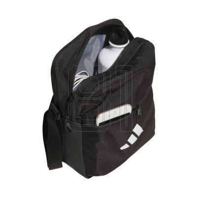 4. adidas Essentials Organizer-Tasche JM7152