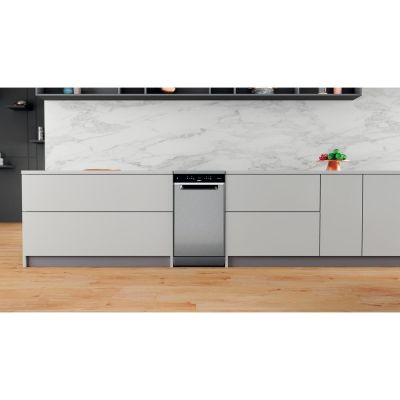 5. Freistehender Geschirrspüler WHIRLPOOL WSFO3T223PCX 10 Sets.