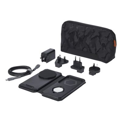 9. UAG 3-in-1 Reiseladegerät – kabelloses Reiseladegerät für drei Geräte, 15 W, MagSafe-kompatibel, inklusive Kabel, Stecker und Organizer (schwarz/grau)