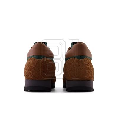 11. New Balance UALGSBG Schuhe