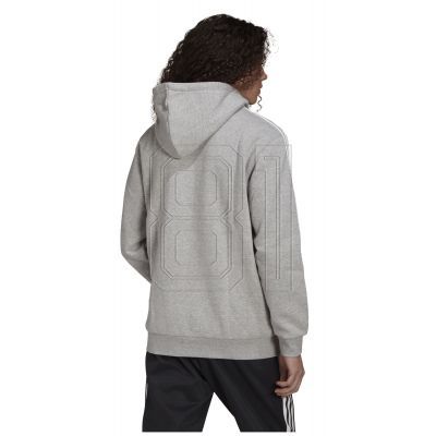 2. Adidas 3-Streifen M H06675 Sweatshirt
