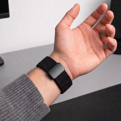 4. Tech-Protect NylonMag Armband für Samsung Galaxy Watch 40/44/46 mm – Schwarz