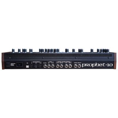 3. Sequential Prophet-10 Desktop - polyphoner analoger Synthesizer