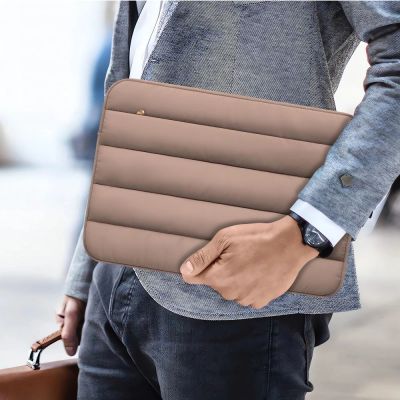 13. Tech-Protett Fluffy Laptoptasche 15-16 – Braun