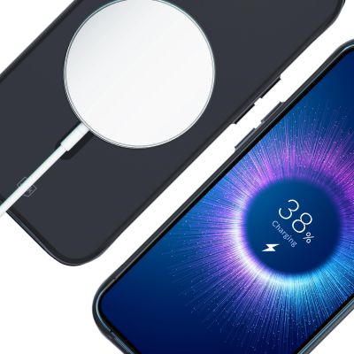 6. 3mk Smoke MagCase Hülle mit MagSafe für iPhone 15 Plus – durchscheinend