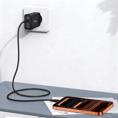 8. Tech-Protect NC140W-GAN 4-Port 140W Wandladegerät – Schwarz